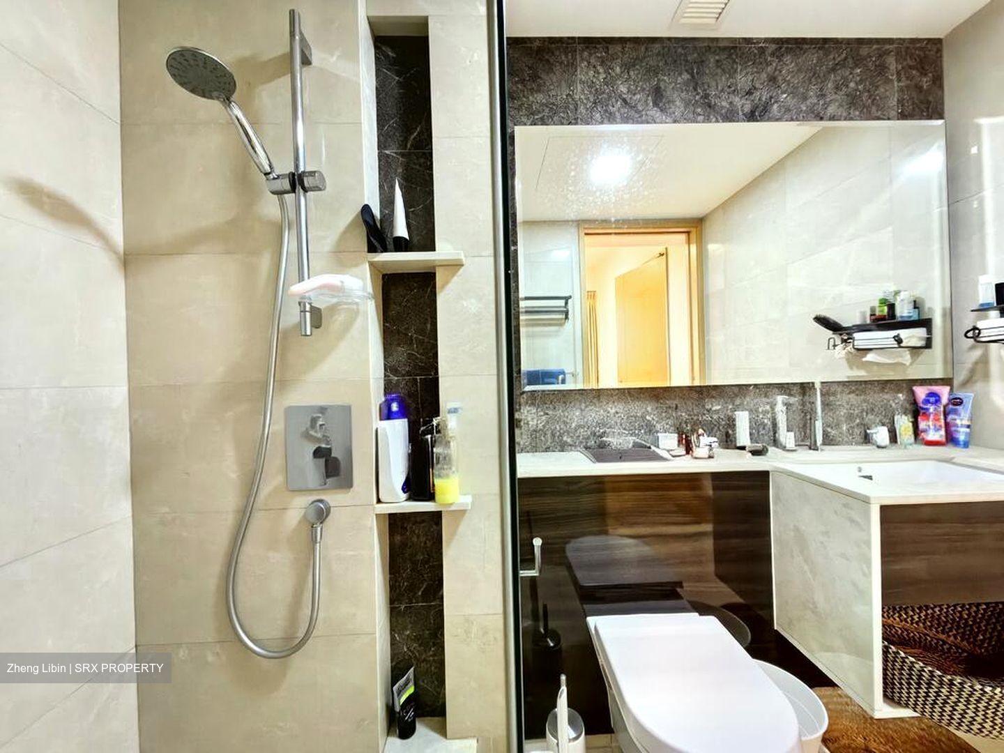 Commonwealth Towers (D3), Condominium #510013801